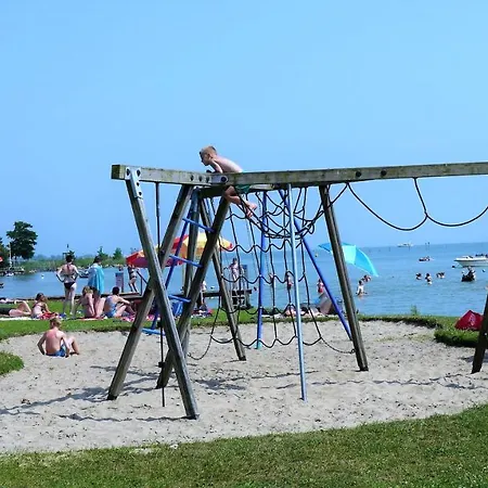 Vakantiehuis Markermeerlogies Bovenkarspel